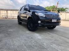 2015 Toyota Fortuner 2.5 (ปี 12-15) V SUV AT
