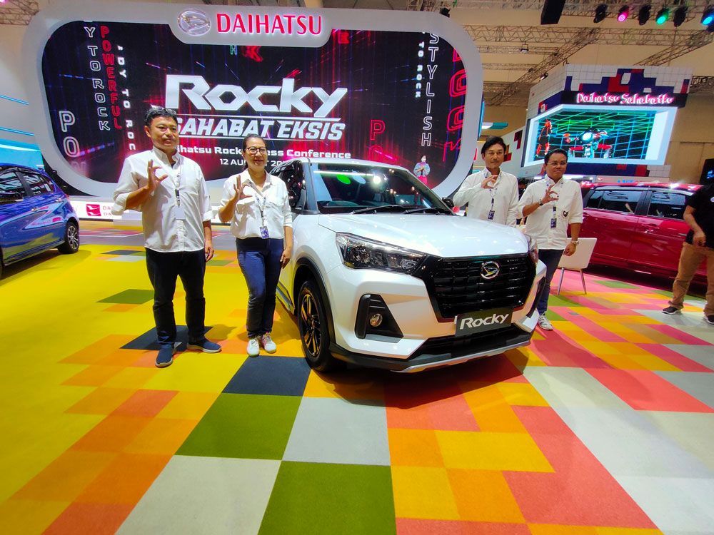 Belum 1,5 Tahun Meluncur, Daihatsu Rocky Dapat Penyegaran Model - Mobil ...