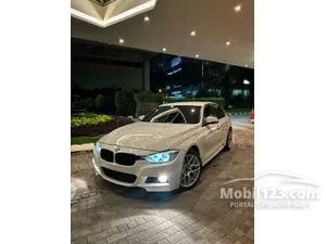 2015 BMW 320i 2.0 M Sport Sedan