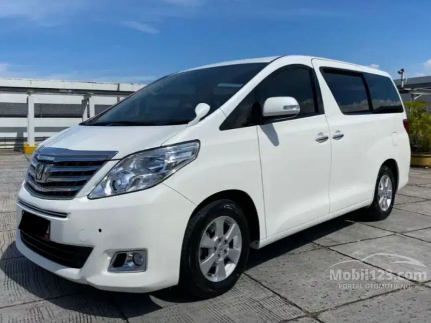 Toyota alphard 2013
