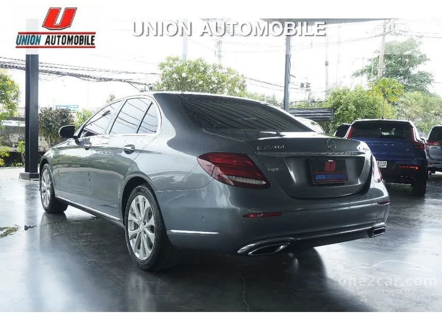 2016 Mercedes-Benz E220 d Exclusive Sedan