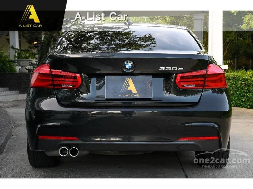 2018 BMW 330e M Sport Sedan
