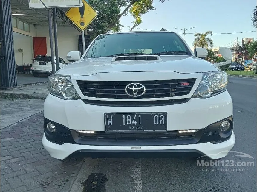 Jual Mobil Toyota Fortuner 2015 G TRD 2.5 di Jawa Timur Automatic SUV Putih Rp 320.000.000
