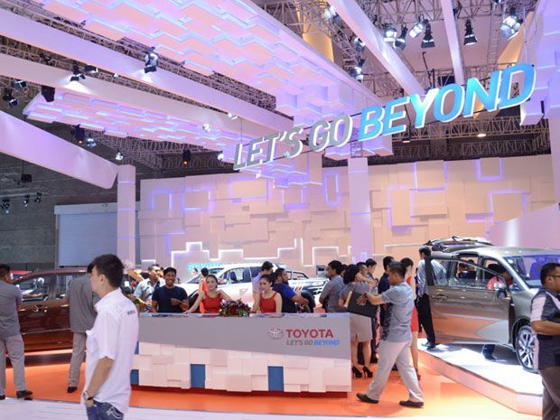 4.597 Mobil Toyota Terpesan Selama IIMS 2016