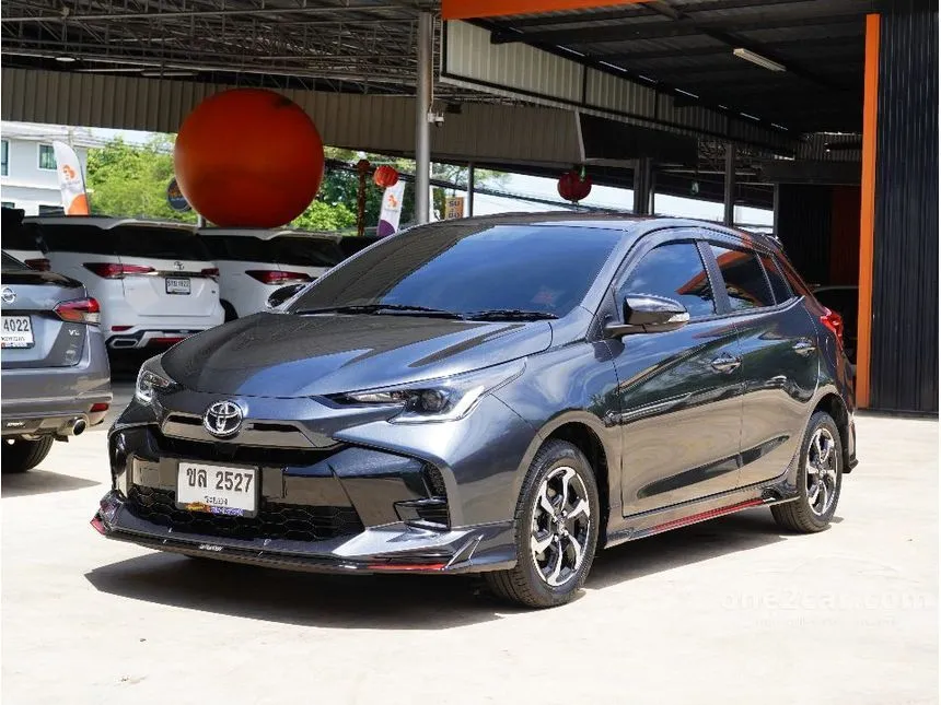 2024 Toyota YARIS Smart Hatchback