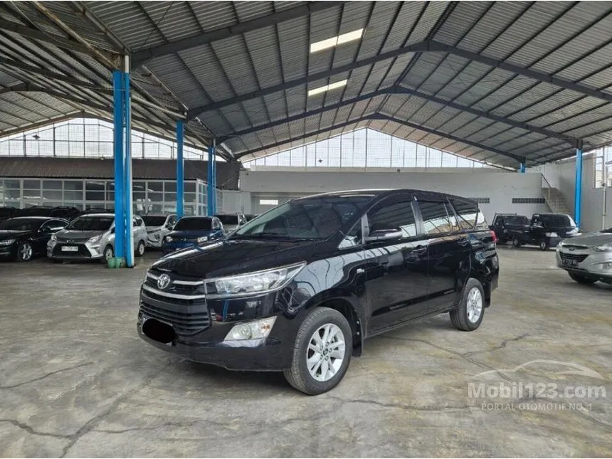 Jual Mobil Toyota Kijang Innova 2016 G 2.0 di Sumatera Utara Manual MPV Hitam Rp 225.000.000