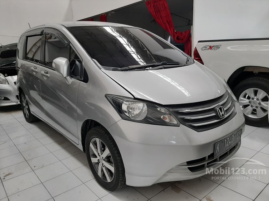 Jual Mobil Honda Freed 2012 E 15 Di Jawa Timur Automatic Mpv Silver Rp 147500000 - 7667043 - Mobil123com