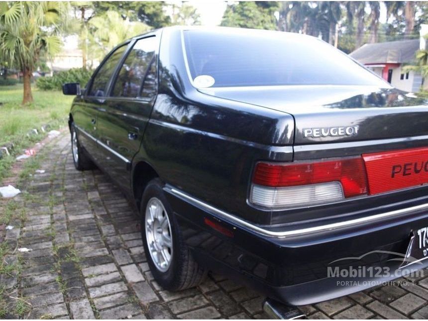 Jual Mobil  Peugeot  405 1993 1 9 Manual 1 9 di Jawa Barat 