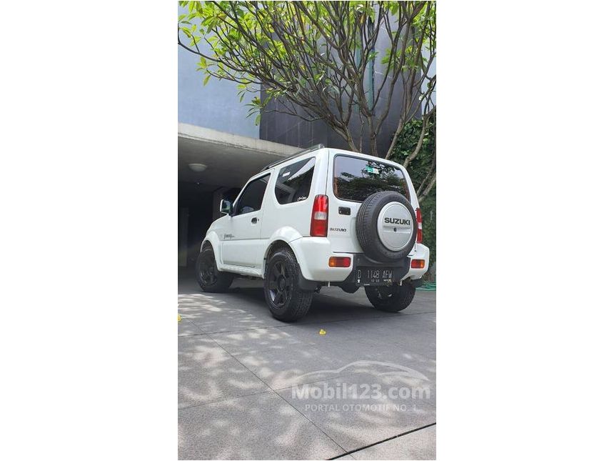 Jual Mobil Suzuki Jimny 2017 JB 1.3 di Jawa Barat Automatic Wagon Putih
