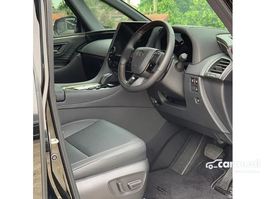 2025 Toyota Alphard HEV (Non Premium Color) MPV