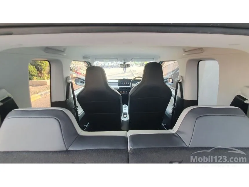 2022 Wuling Air EV Long Range Hatchback