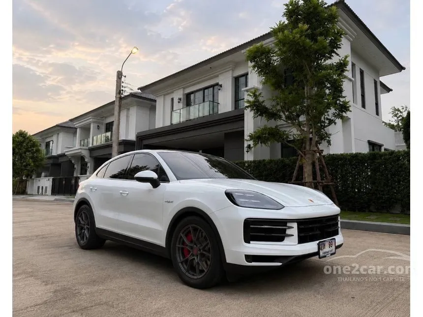 2025 Porsche CAYENNE S E-Hybrid SUV