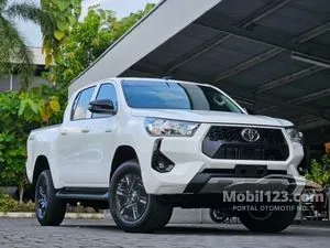 2025 Toyota Hilux 2.4 G Double Cab 4X4 Pickup