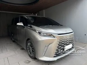 2025 Lexus LM 350h 2.5 7 Seater MPV