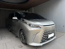 Lexus LM350h Hybrid 2025 Tangan Pertama - Like New 