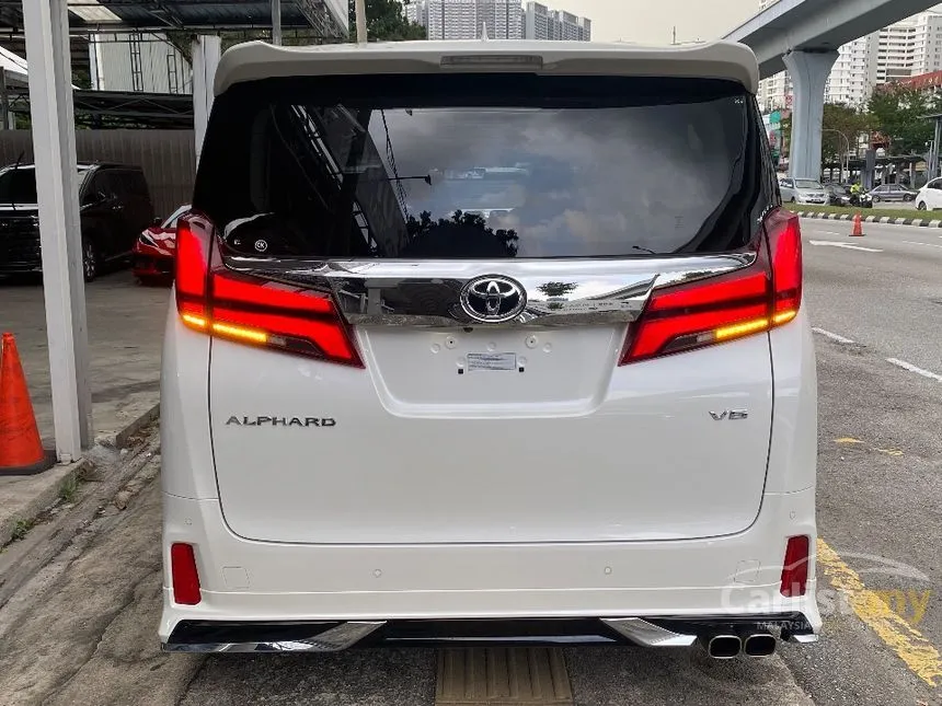 2021 Toyota Alphard MPV