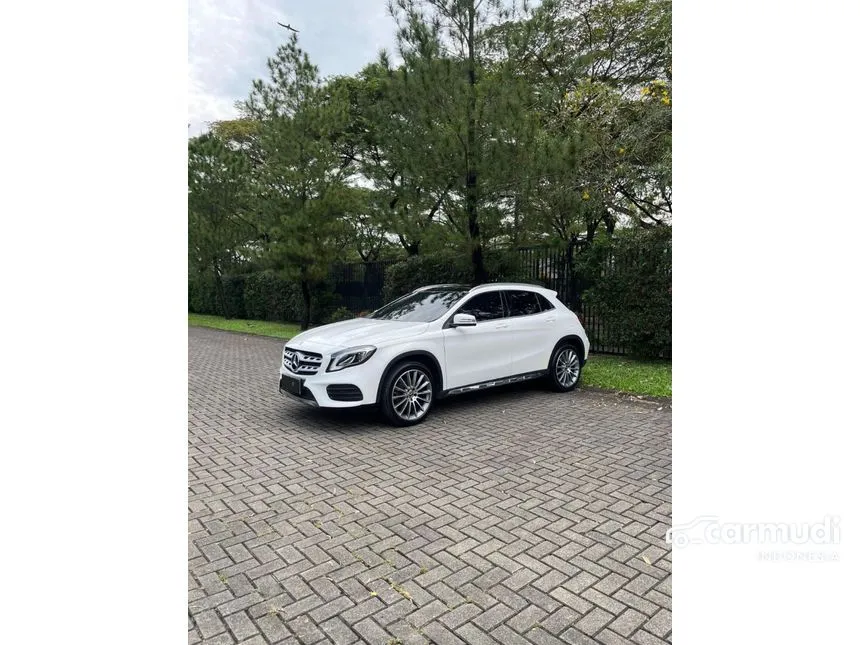 2019 Mercedes-Benz GLA200 AMG Line SUV