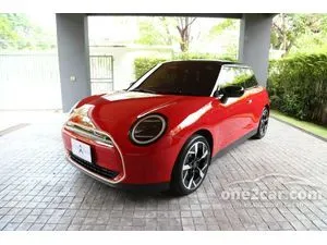 2025 Mini COOPER SE 3-Door Hatchback
