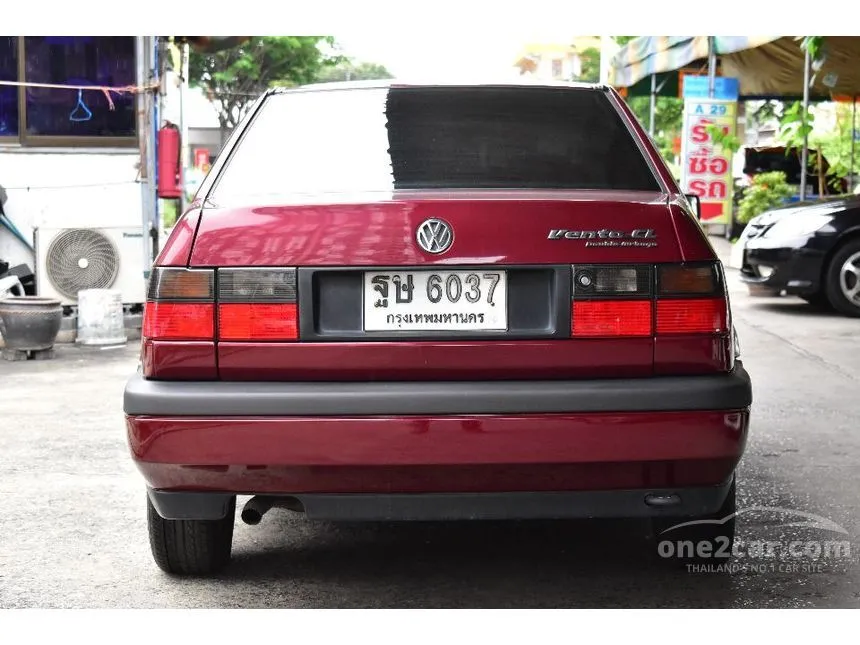 1996 Volkswagen Vento GL Sedan