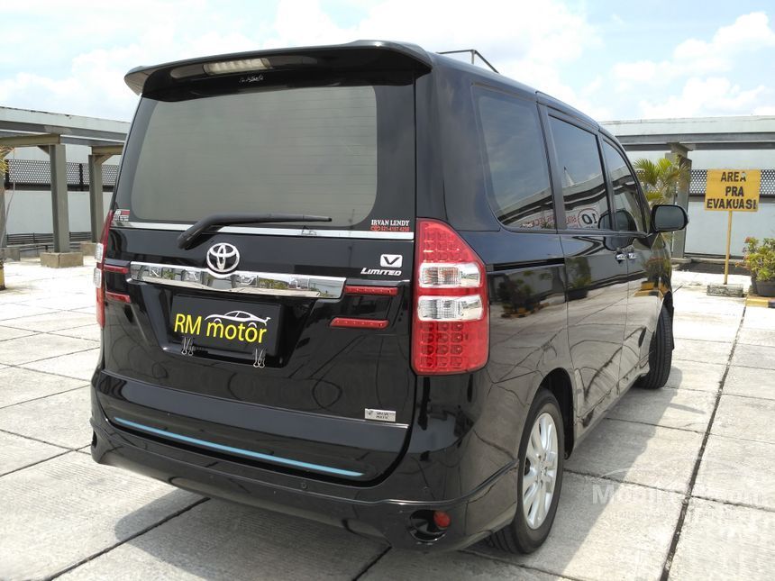 Jual Mobil Toyota NAV1 2014 V Limited 2.0 di DKI Jakarta 