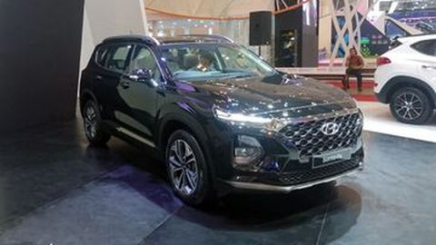 Hyundai Santa Fe Siap Goda Calon Pembeli Fortuner dan Pajero Sport