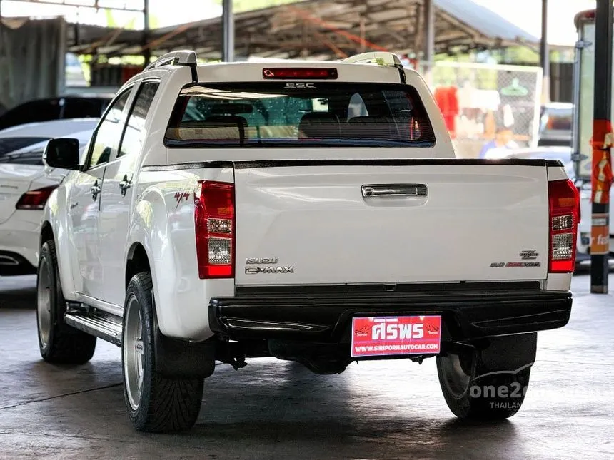 2012 Isuzu D-MAX Vcross Z-Prestige Cab-4 Pickup