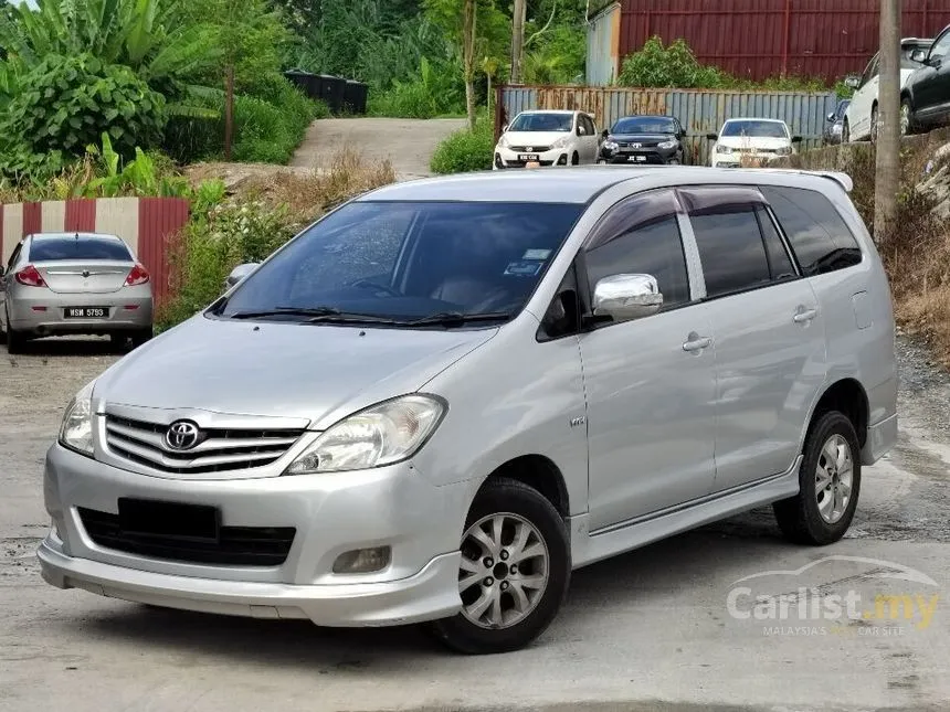 2011 Toyota Innova E MPV