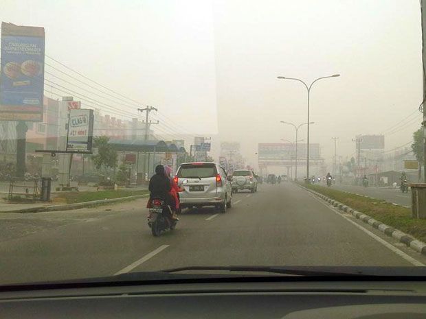 3 Tips Berkendara di tengah Kepungan Kabut Asap