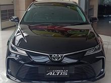 2020 Toyota Corolla Altis 1,8 V nego sampai deal & bisa tukar tambah smua merk