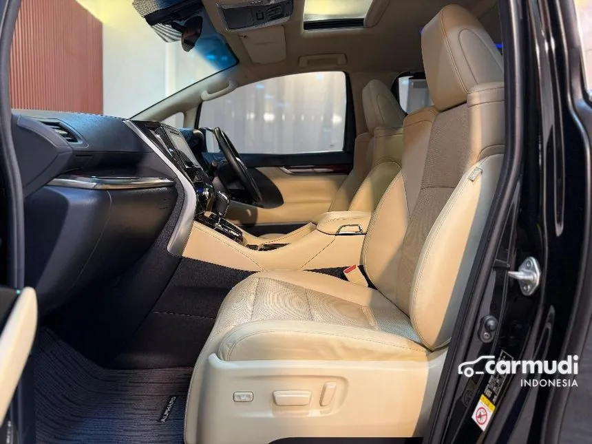 2017 Toyota Alphard G MPV