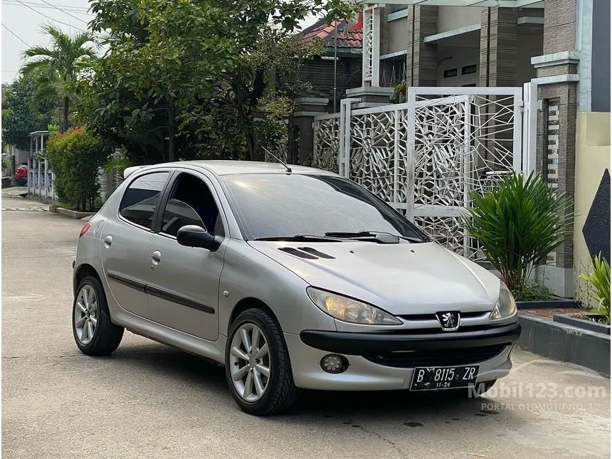 Jual Mobil Peugeot 206 2001 XR 1.4 di DKI Jakarta Automatic Hatchback Abu