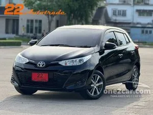 2020 Toyota YARIS 1.2 Mid Hatchback