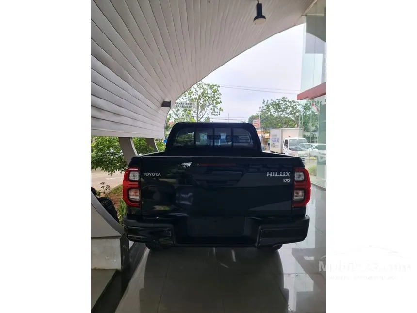 2024 Toyota Hilux V Dual Cab Pick-up