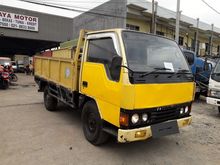 2001 Mitsubishi Colt 3.3 3.3 Trucks