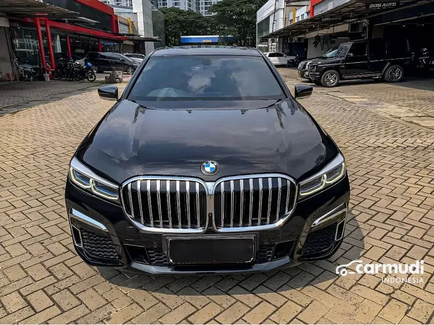 2020 BMW 730Li M Sport Sedan