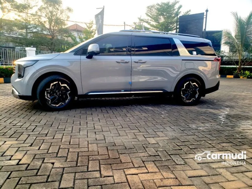 2024 KIA Grand Carnival Premiere 11 Seater MPV