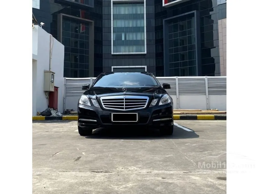 2011 Mercedes-Benz E300 Avantgarde AMG Sedan