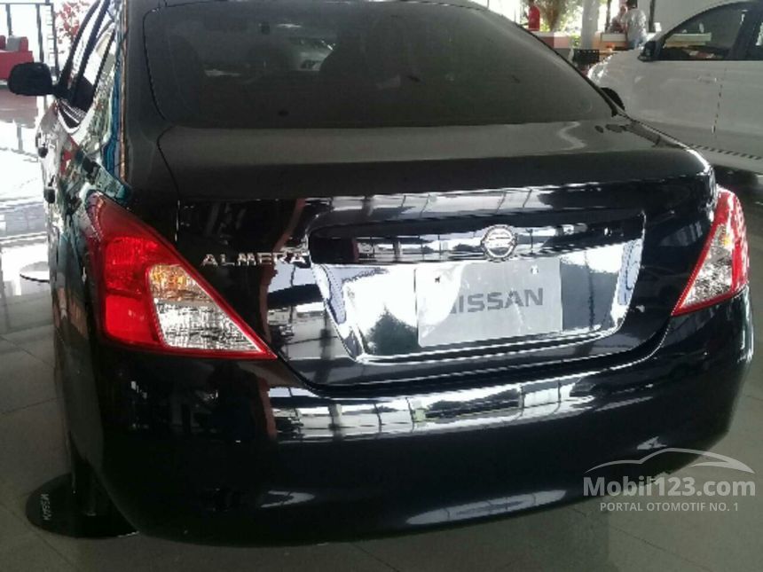 Jual Mobil  Nissan  Almera 2021 1 5 di Jawa Barat Manual 