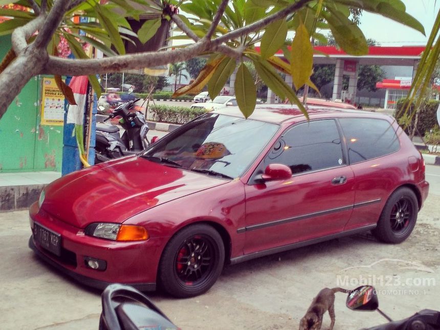 Jual Mobil  Honda  Civic  1994 1 6 di Jawa  Barat  Manual Sedan 