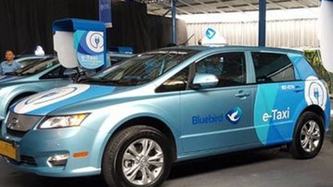 Blue Bird: Rencana Jadikan Mobil Listrik Sebagai Taksi Pertaruhan Besar