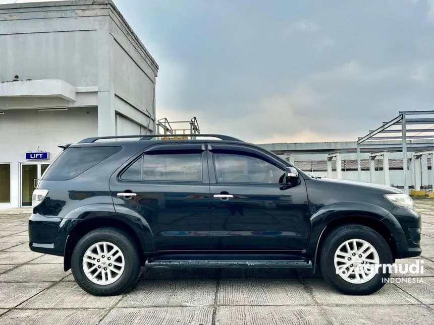 2013 Toyota Fortuner G Lux SUV