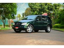 2000 Mercedes-Benz ML270 2.7 W163 SUV
