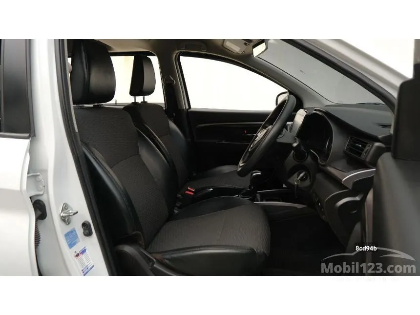 2024 Suzuki XL7 Zeta SUV