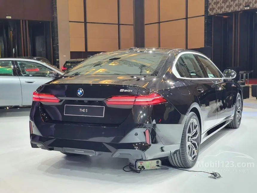 2026 BMW 520i M Sport Sedan