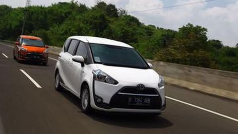 Rasanya Menjadi Penumpang Toyota Sienta