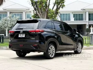 2024 Toyota INNOVA 2.0 Zenix HEV Premium Wagon
