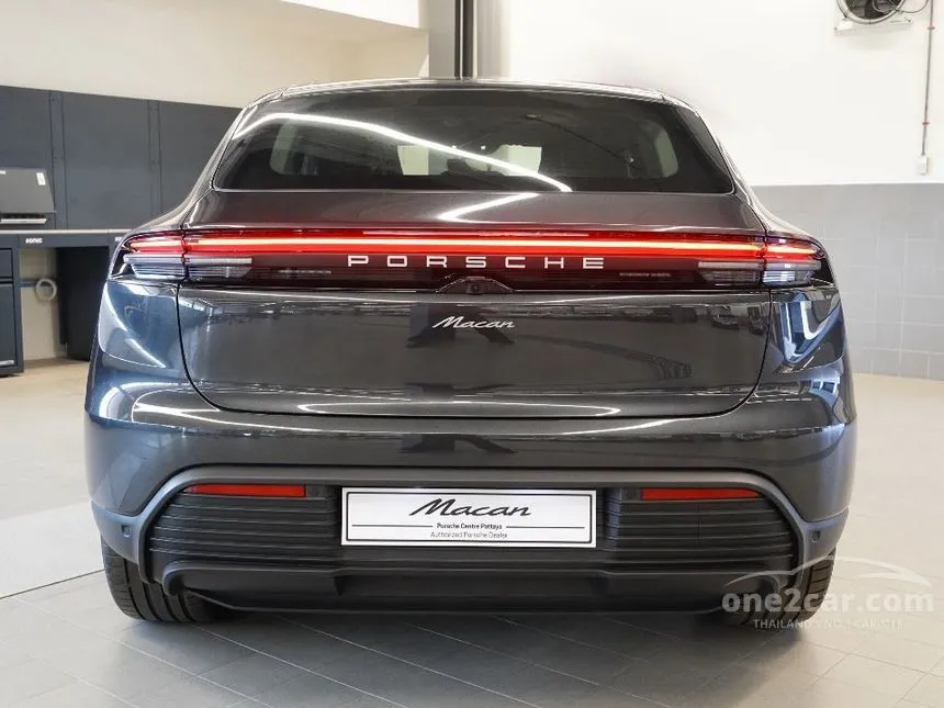 2025 Porsche MACAN Electric SUV