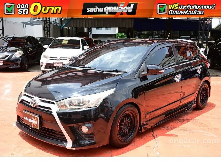2015 Toyota YARIS G Hatchback