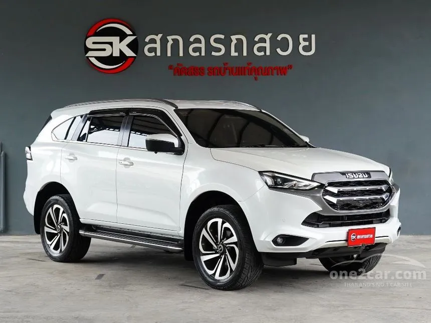 2022 Isuzu MU-X Ultimate SUV