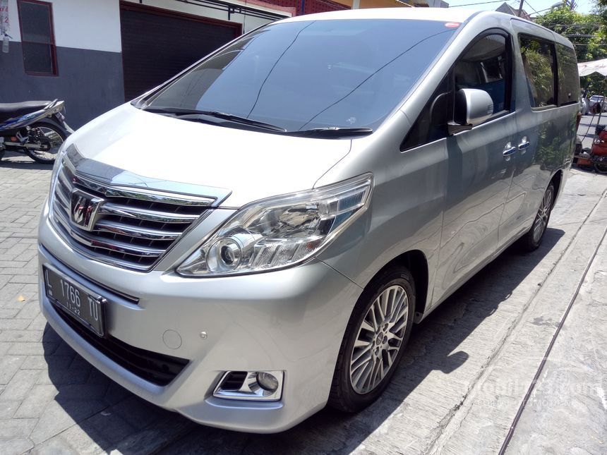 Toyota alphard 2013